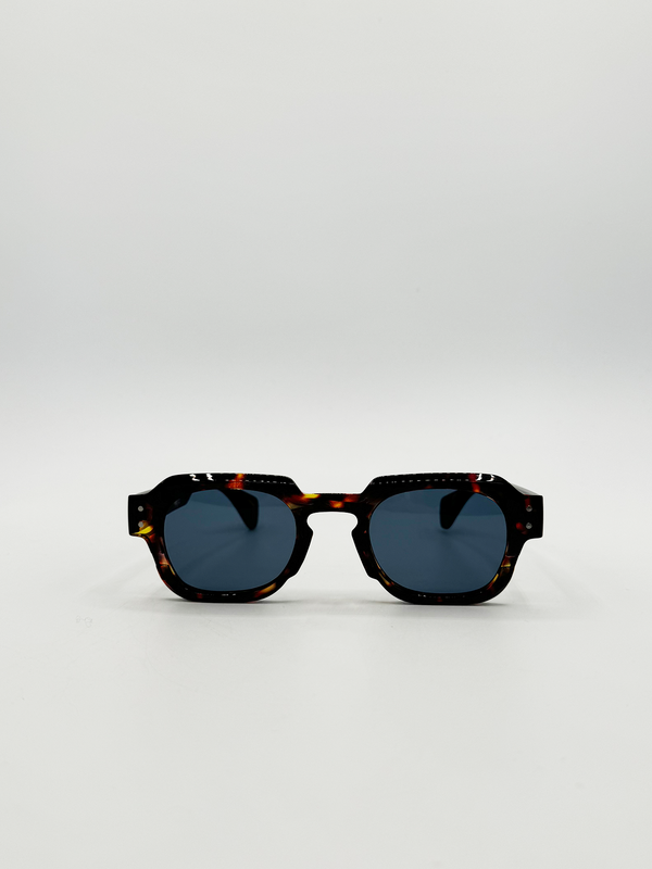 svnx Angular Wayfarer Style Sunglasses in Leopard Print