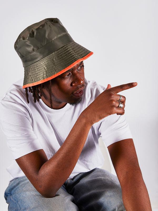 Svnx ARCHER Nylon Bucket Hat With Contrast Trim And Drawstring In Moss