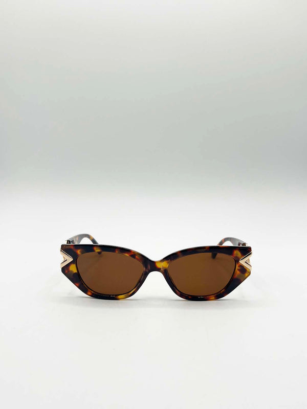 Svnx Cat-Eye Sunglasses With Side Detail In Tortoiseshell