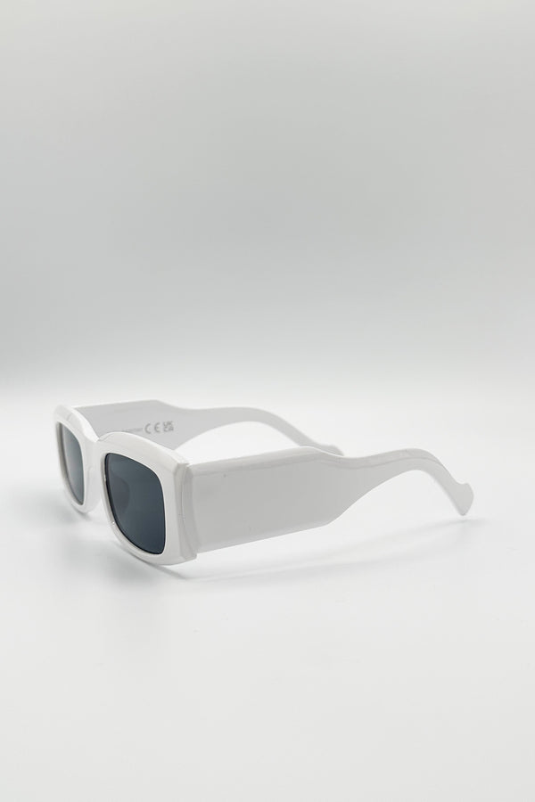Svnx Chunky Rectangle Sunglasses With Extra Wide Arms In White