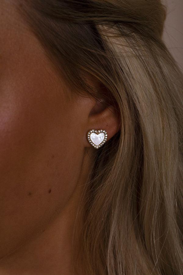 Svnx Heart Necklace & Earrings Set In Gold - Gift Boxed