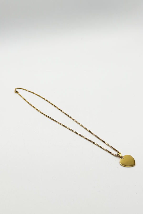 Svnx Heart Shape Pendant Necklace In Gold - Gift Boxed