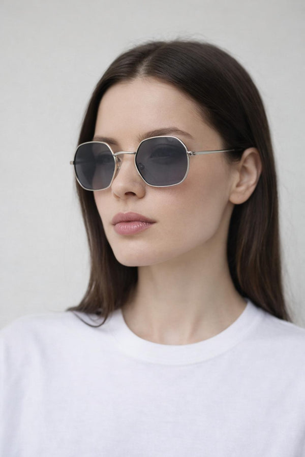 Svnx Hexagon Metal Frame Sunglasses With Mirror Lenses In Silver