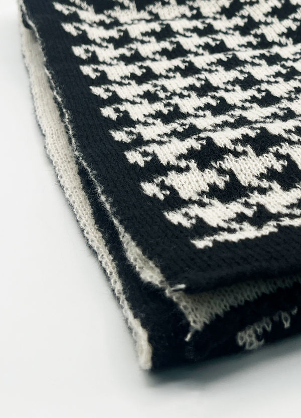 Svnx Houndstooth And Herringbone Double Sided Scarf