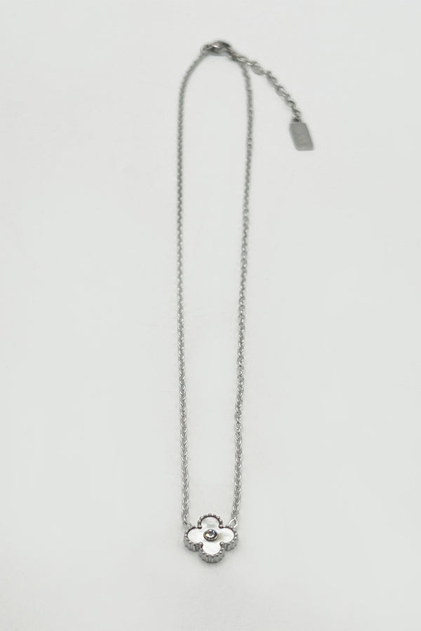 Svnx Mini Clover Necklace In Silver White With Gift Box