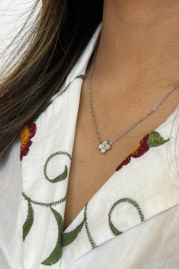 svnx Mini Clover Necklace in Silver White with Gift Box