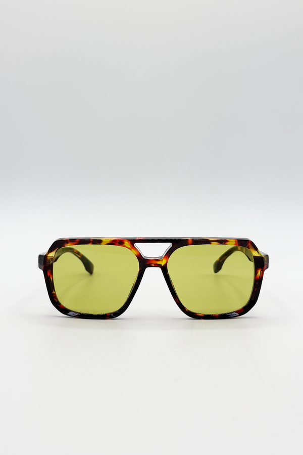 svnx Navigator Sunglasses in Tortoiseshell Olive Lense