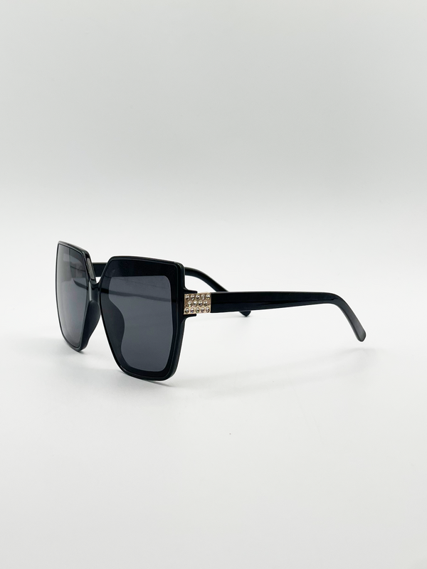 Svnx Oversize Cateye Sunglasses With Diamante Detail In Black