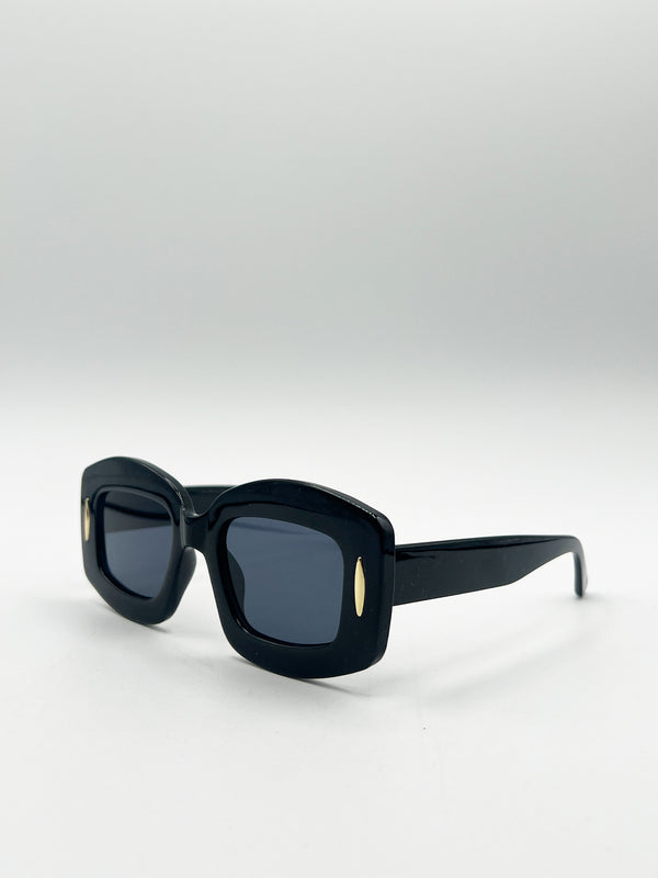 Svnx Oversized Chunky Rectangle Sunglasses In Black