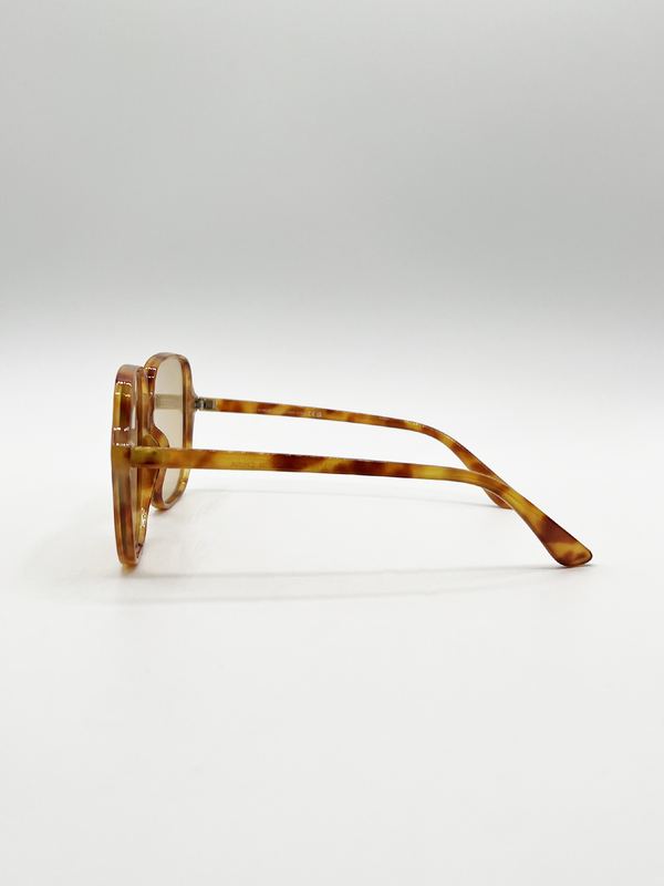 Svnx Oversized Lightweight Square Frame Sunglasses In Burnt Orange