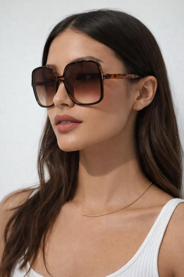 Svnx Oversized Retro Square Sunglasses In Tortoiseshell