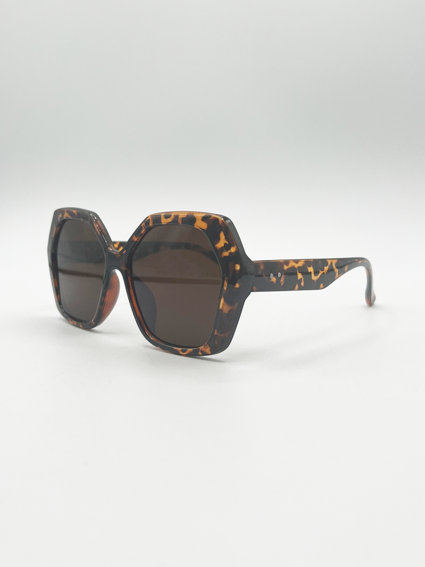 Svnx Oversized Rounded Angular Sunglasses In Tortoiseshell