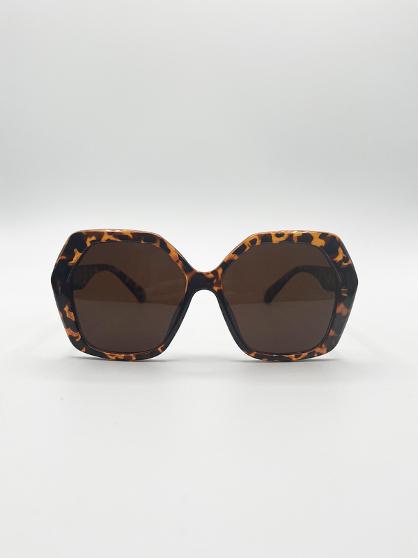 Svnx Oversized Rounded Angular Sunglasses In Tortoiseshell