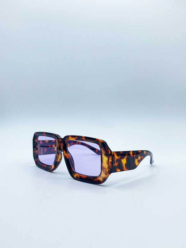 Svnx Oversized Square Frame In Brown Tortoiseshell With Purple Lenses