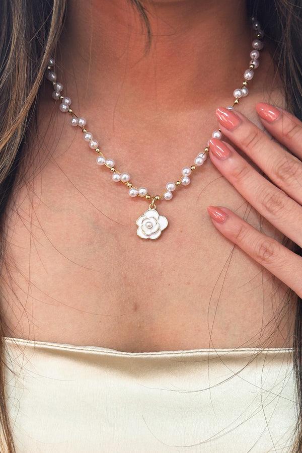 Svnx Pearl Chain Necklace With Camellia Pendant - Gift Boxed