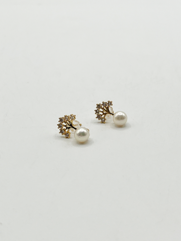 Svnx Pearl Stud Earring With Diamante Tree In Gold - Gift Boxed