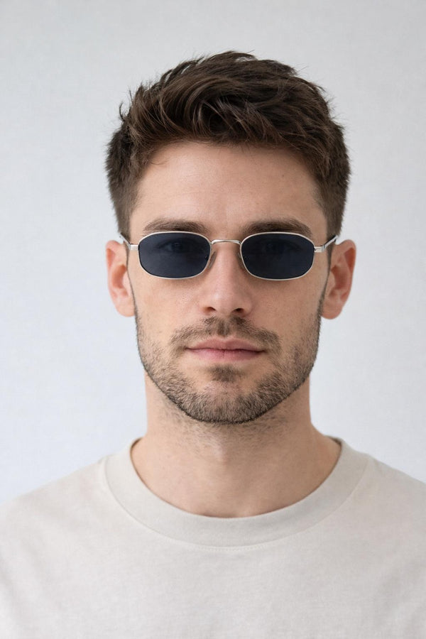 Svnx Slim Metal Oval Frame In Silver With Black Lenses