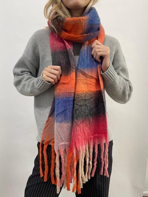 svnx Soft Chunky Checked Scarf with Tassels in Blue Berry