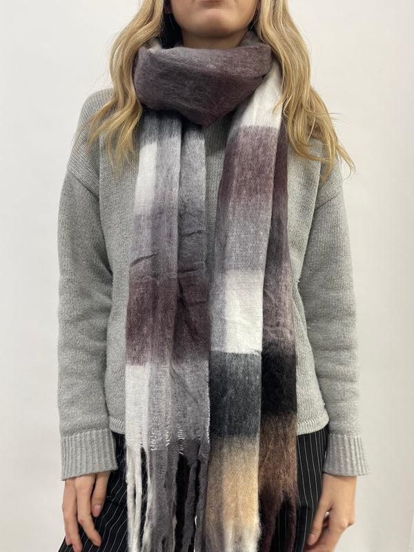 Svnx Soft Chunky Checked Scarf With Tassels - Muted Browns