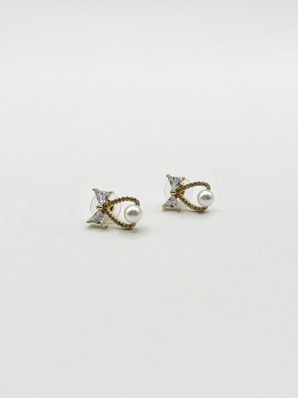 Svnx Studded Bow Earrings With Hanging Pearl In Gold - Gift Boxed