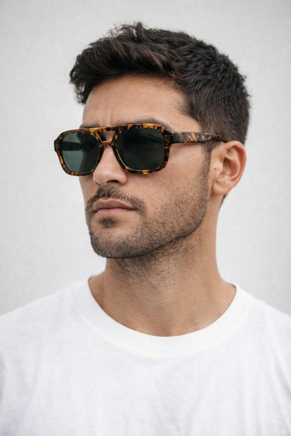 Svnx 70's Navigator Sunglasses In Tortoiseshell