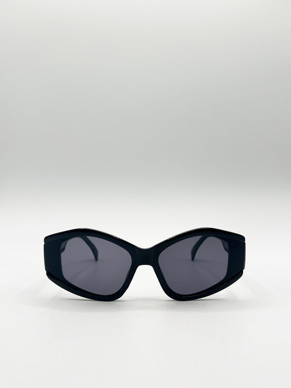 svnx Angular Cat-Eye Sunglasses in Black