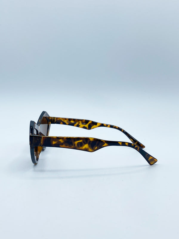 Svnx Angular Sunglasses In Tortoiseshell