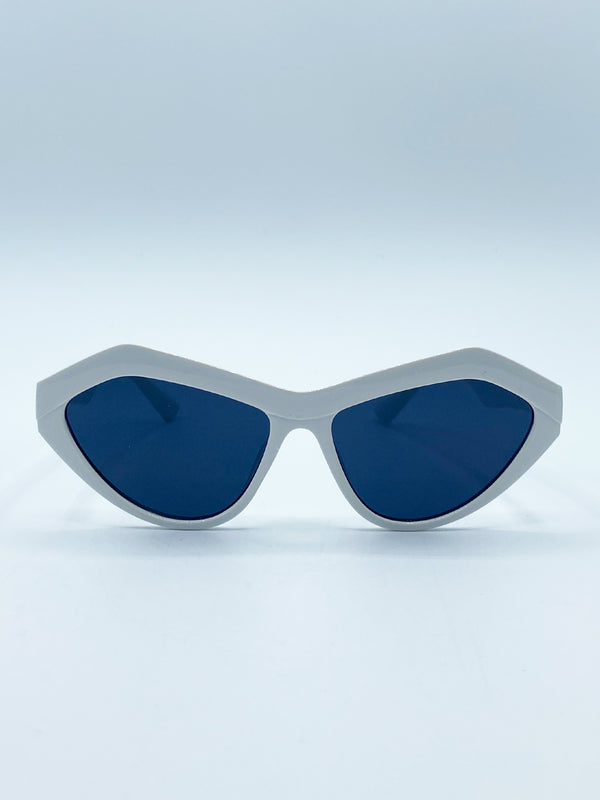 Svnx Angular Sunglasses In White