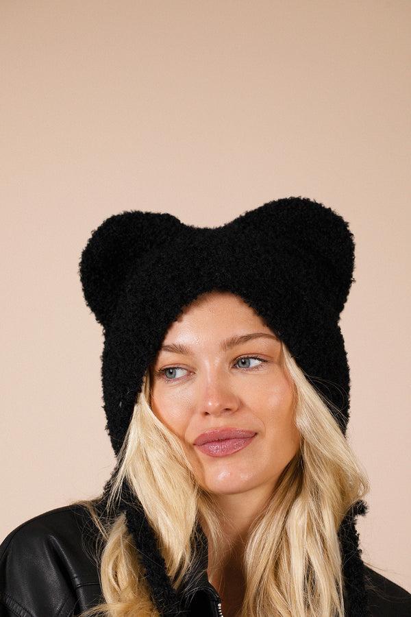 Svnx Beanie With Bear Ears In Black