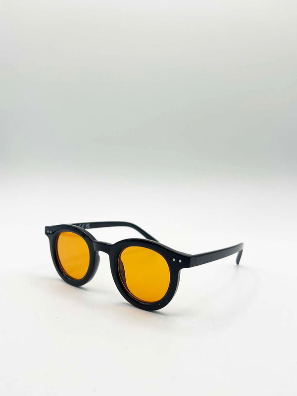 Svnx Bold Rounded Sunglasses In Black Orange