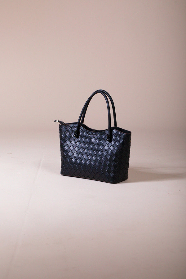 svnx Braided Textured Crossbody Tote