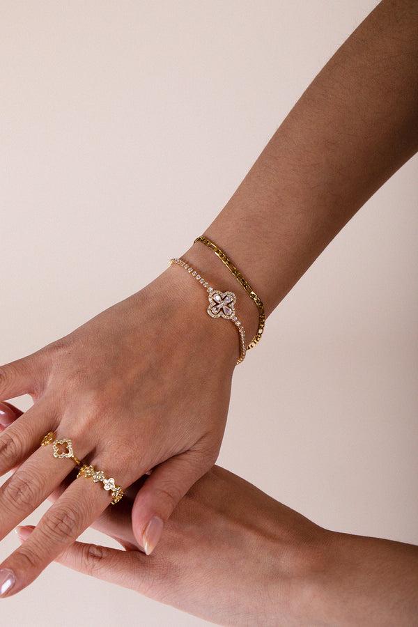 Svnx Chain Bracelet In Gold