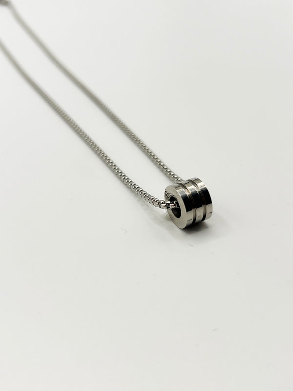 svnx Chain Necklace with Ring Charm