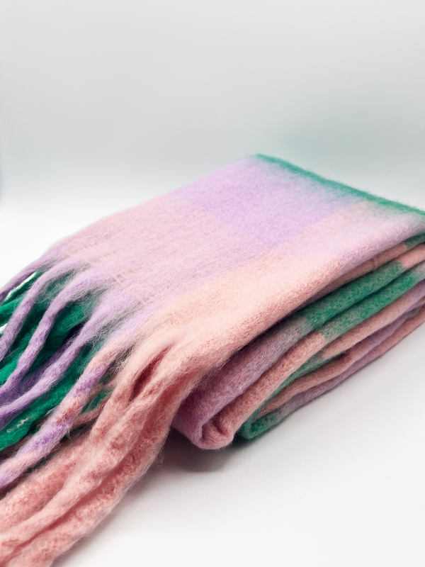 svnx Checked Scarf in Multi