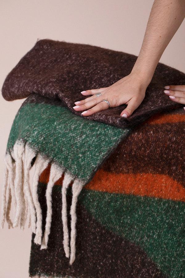 Svnx Chunky Scarf In Brown Orange