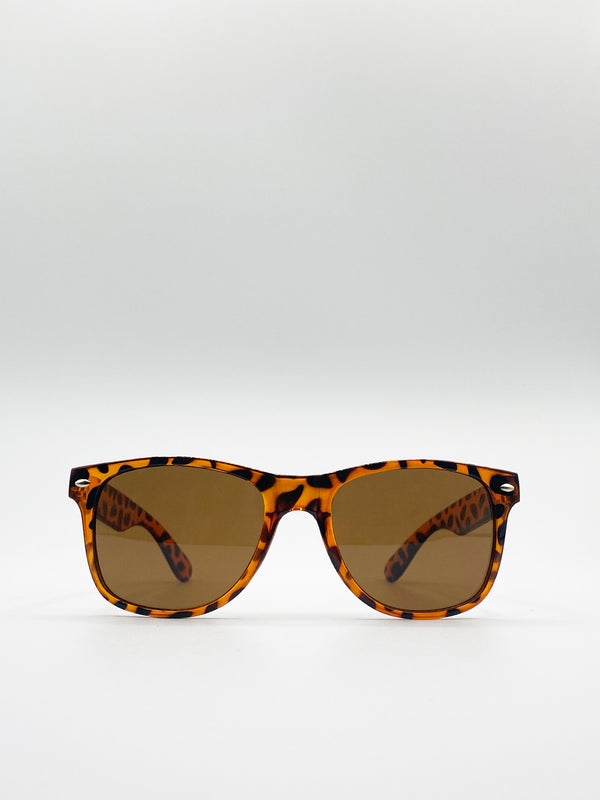 Svnx Classic Wayfarer Plastic Frame Sunglasses