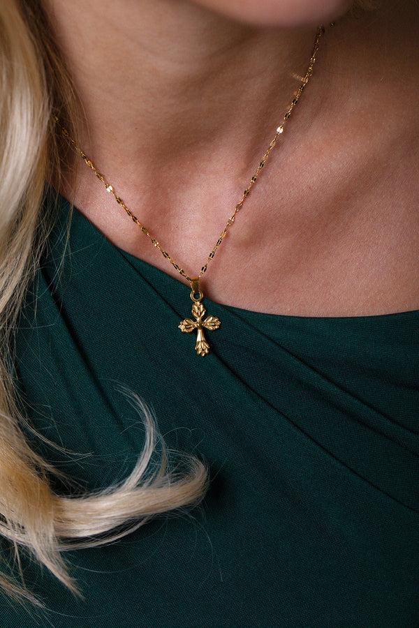 svnx Cross Pendant Necklace with Gift Box