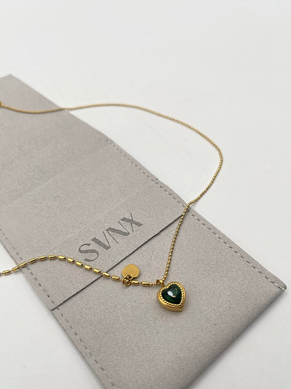 svnx Emerald Green Heart Necklace in Gold