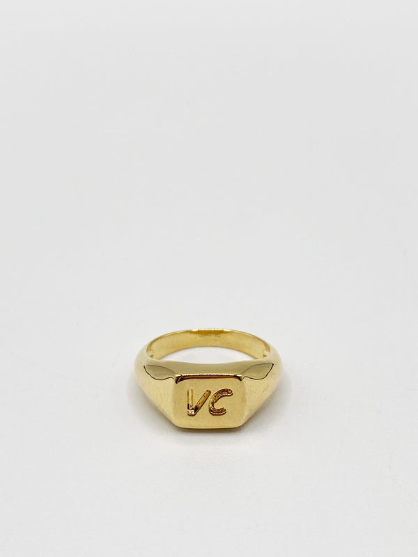 Svnx Engraved Signet Ring