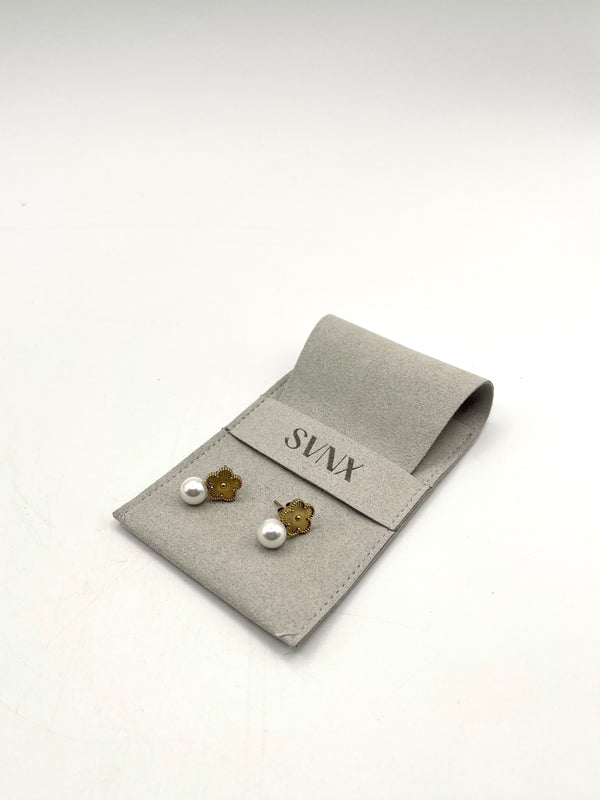 Svnx Floral Pearl Stud Earrings In Gold