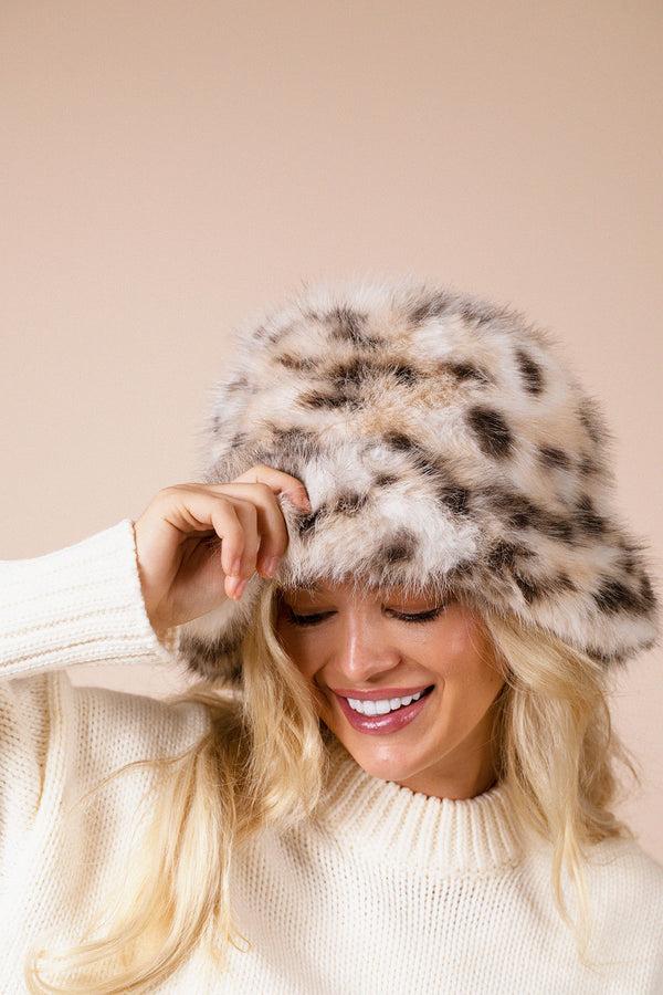 svnx Fluffy Bucket Hat In Leopard