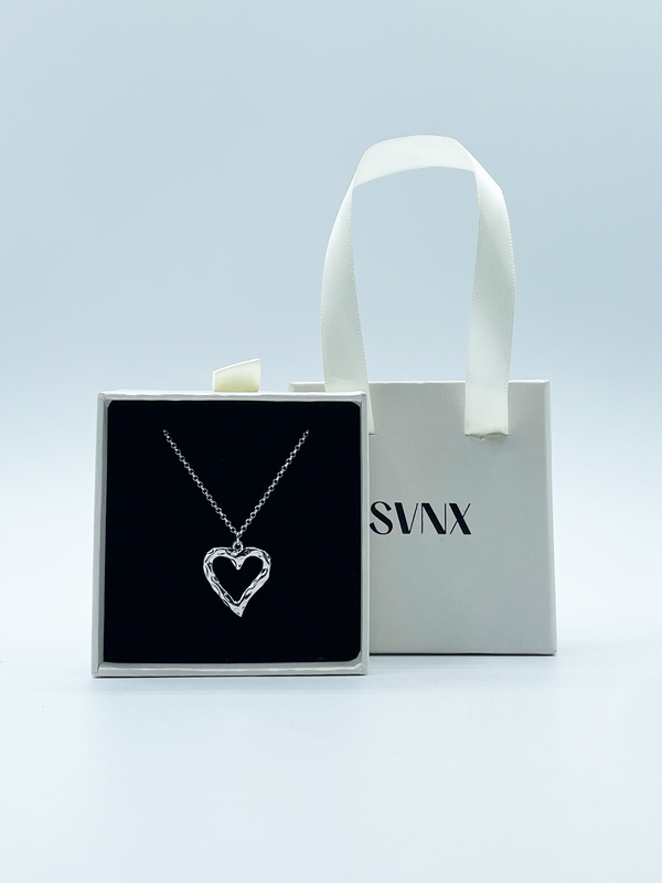 Svnx Heart Shape Pendant Necklace In Silver