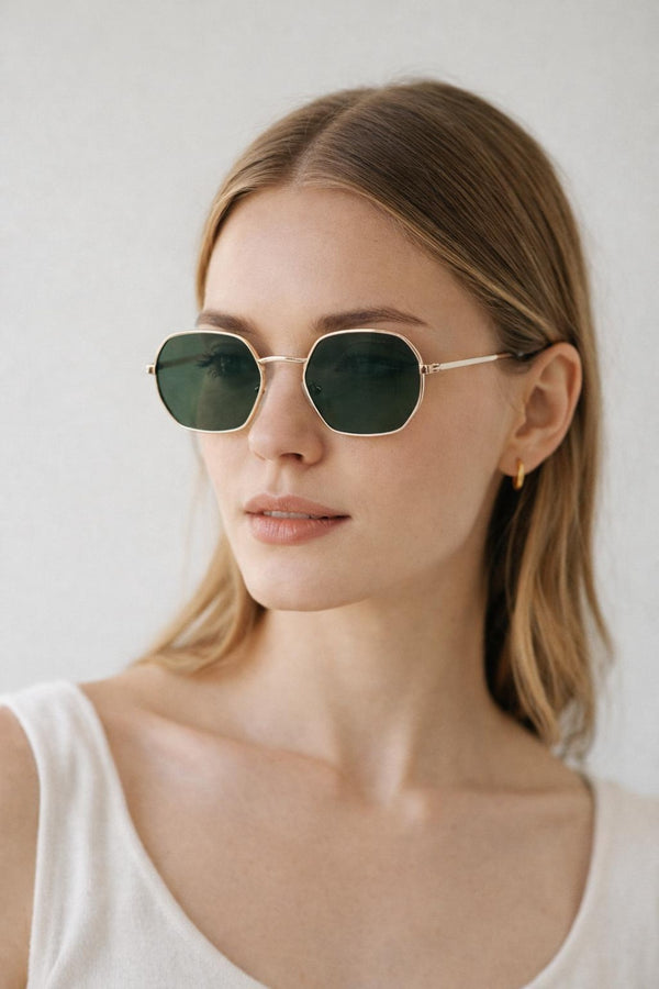 svnx Hexagon Metal Frame Sunglasses in Gold