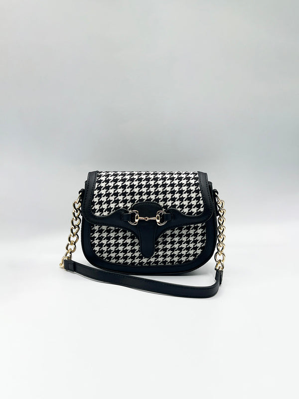 Svnx Houndstooth Shoulder Bag In Black & White