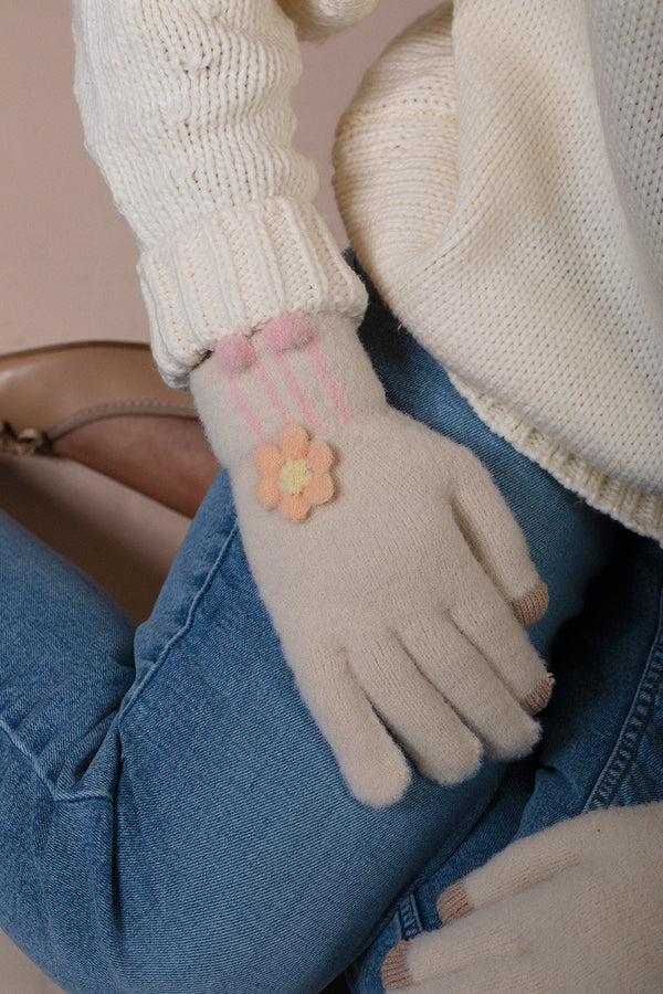 Svnx Knit Floral Gloves In Beige