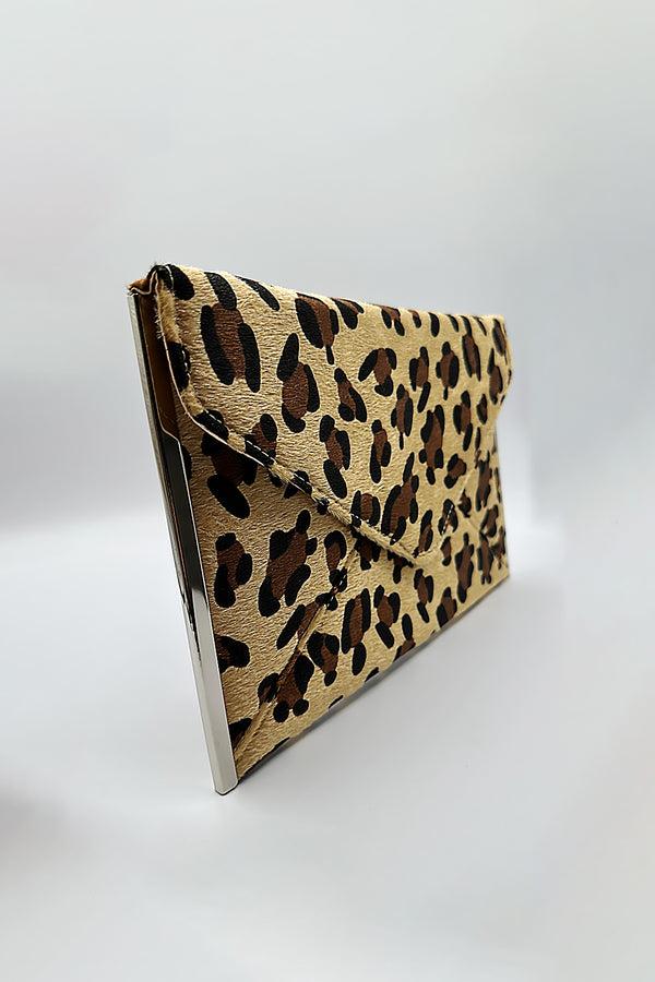 Svnx Leopard Envelope Clutch Bag In Light Beige