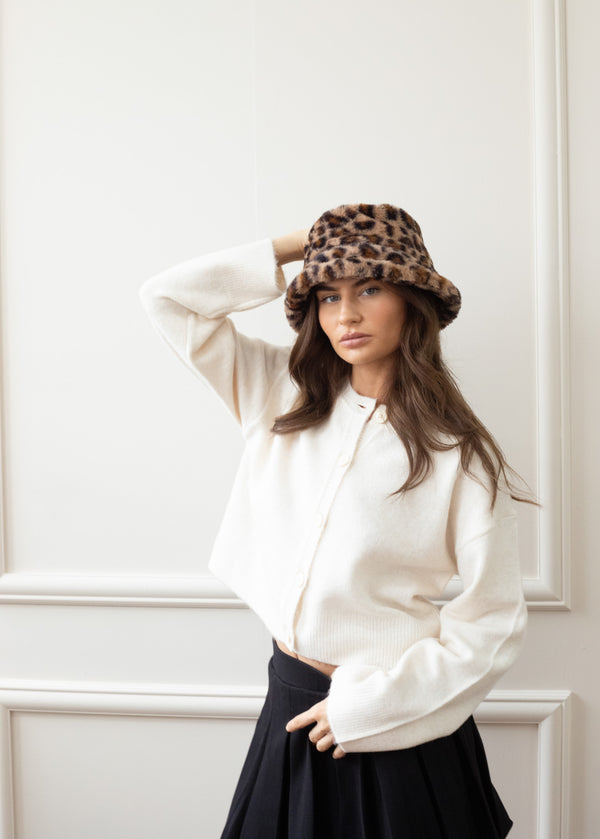 svnx Leopard Print Plush Bucket Hat