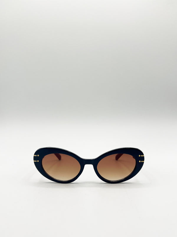 Svnx Oval Cat-Eye Sunglasses In Navy Red