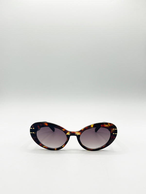 svnx Oval Cat-Eye Sunglasses in Tortoise