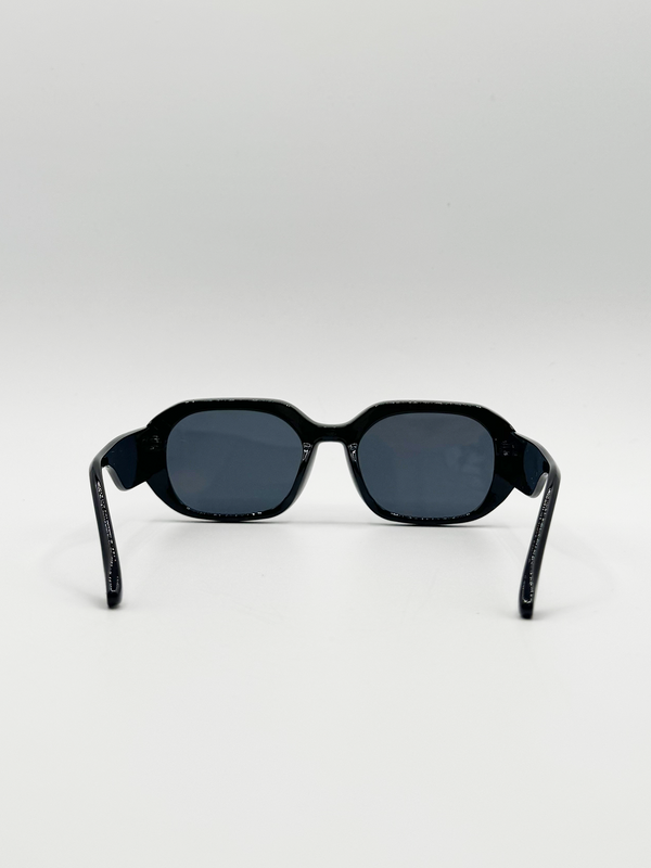 Svnx Oval Sunglasses With Wide Arm In Black
